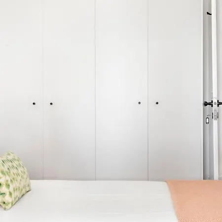 Apartment Plum Guide - Amajito Lisbon
